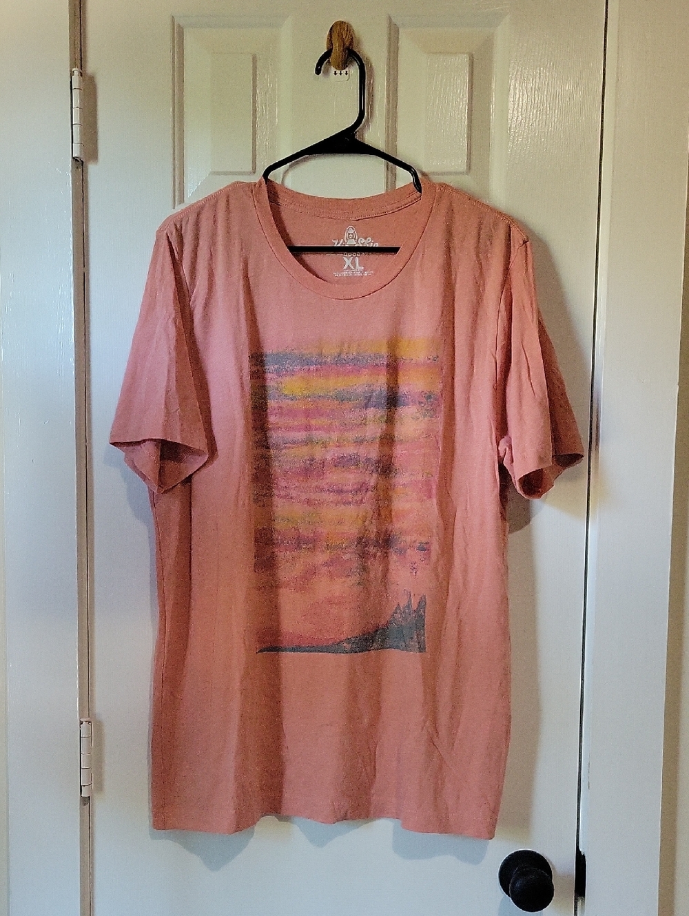 Men's Dusty Pink Graphic Crew T-Shirt